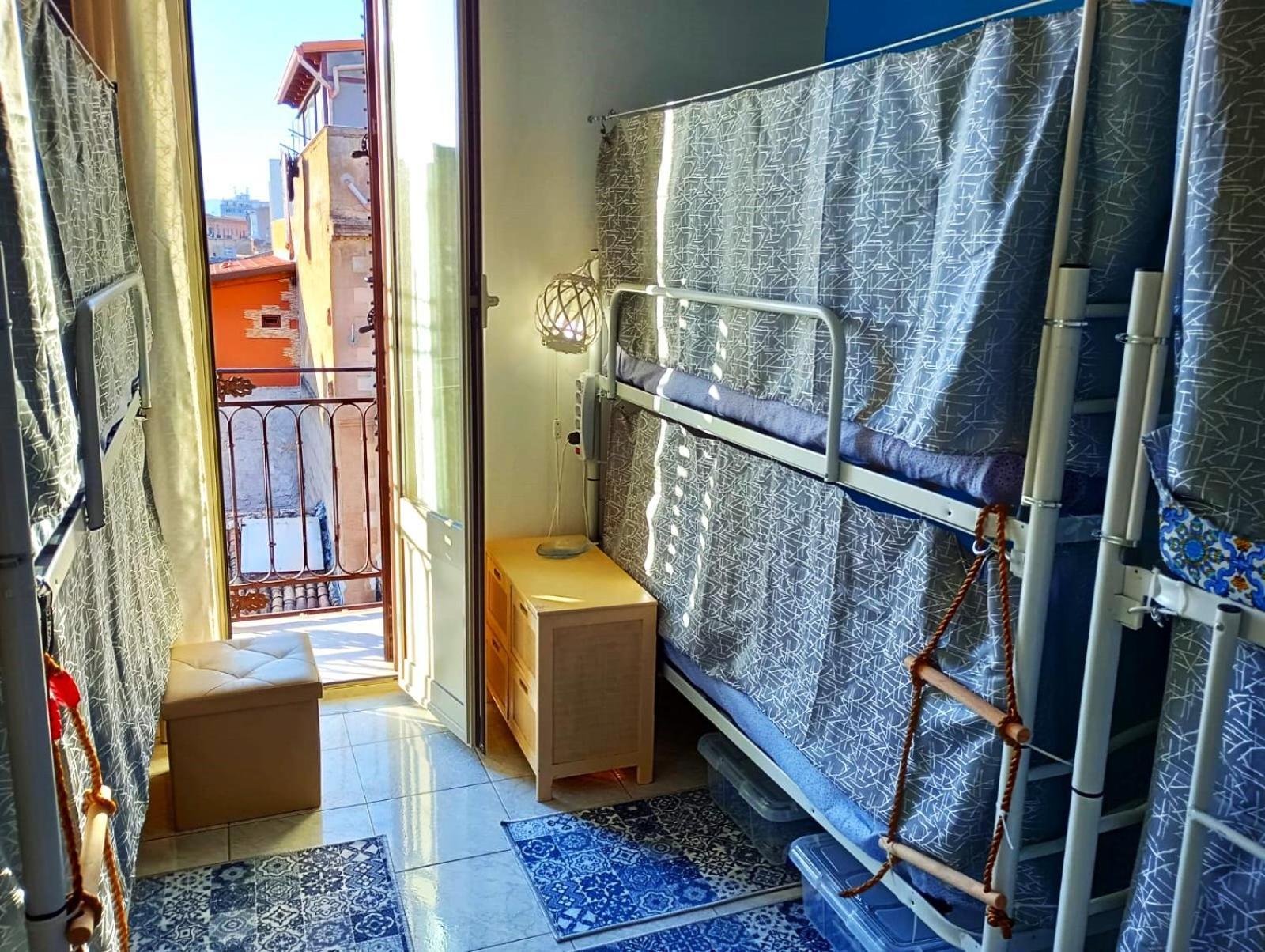 Casa Amari Alla Zisa Hostel Palermo Exteriör bild