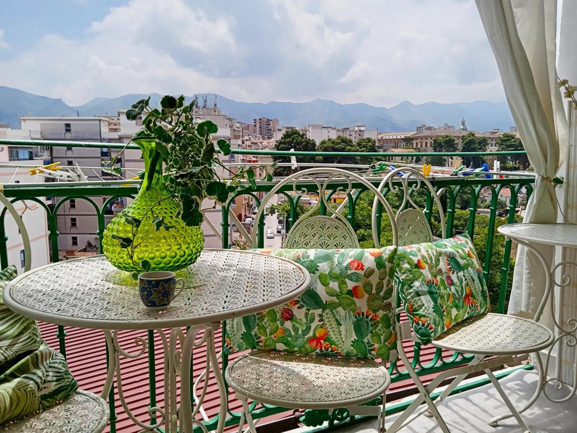 Casa Amari Alla Zisa Hostel Palermo Exteriör bild